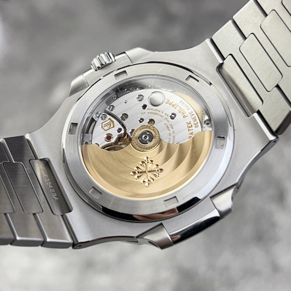 PatekPhilippe5711 - Pristine Diamonds