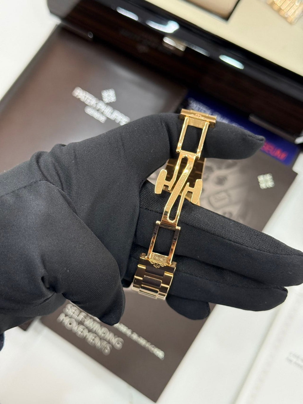 PatekPhilippe7118 - Pristine Diamonds