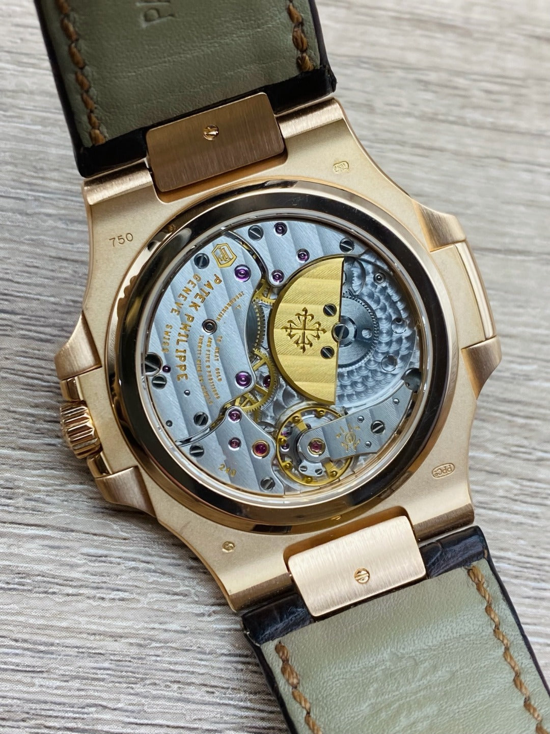 Patek Philippe Nautilus 5712R-001