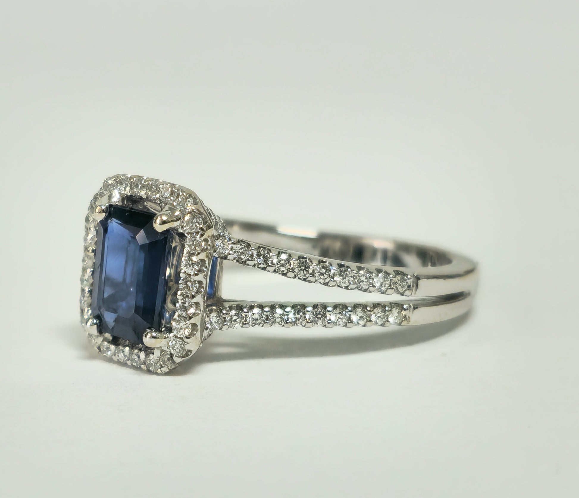 Vintage, Art Deco Blue Sapphire & Diamond Ring For Her - Pristine Diamonds