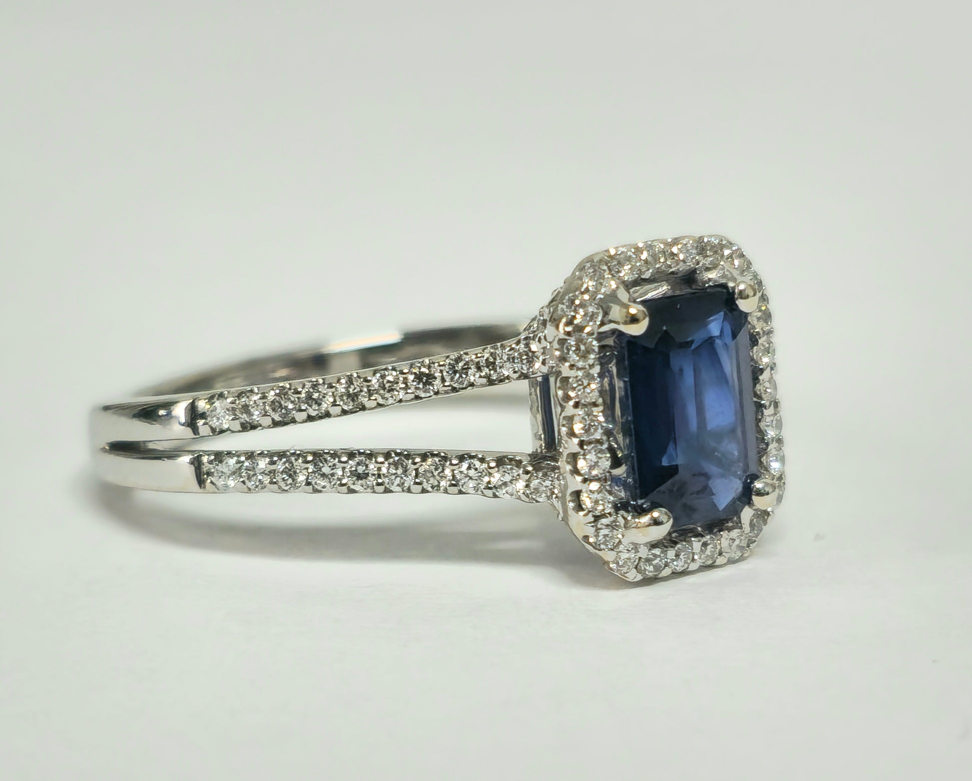 Vintage, Art Deco Blue Sapphire & Diamond Ring For Her - Pristine Diamonds